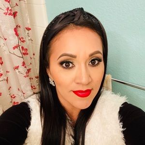 Meet your Posher, Sandra